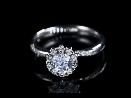 Laboratory cultivated diamond twist arm diamond ring, prices may fluctuate, please contact customer service when placing an order