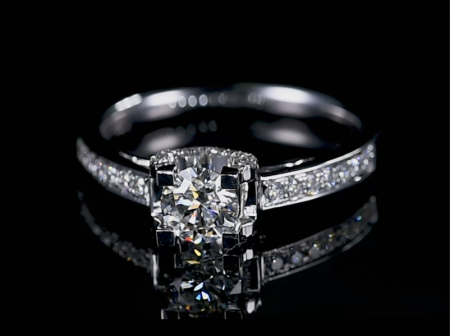 Cultivate diamond bull head four claw diamond ring, prices may fluctuate, please contact customer service when placing an order