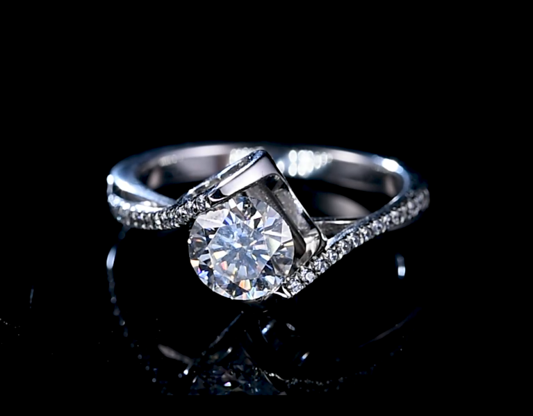 Cultivate diamond twist arm diamond rings, prices may fluctuate, please contact customer service when placing an order
