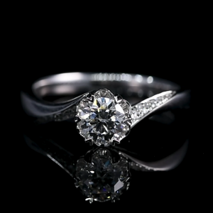 Laboratory cultivation of diamond six claw diamond rings, price consultation customer service