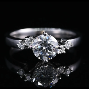 Laboratory cultivation of diamond four claw diamond rings, price consultation with customer service